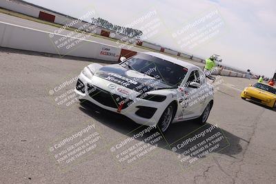 media/Oct-25-2025-CalClub SCCA (Sat) [[34c778dfbe]]/Around the Pits/